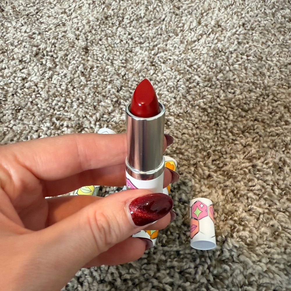 Clinique Pop Treats Lipstick Set in Purple Box - Picture 6 of 6